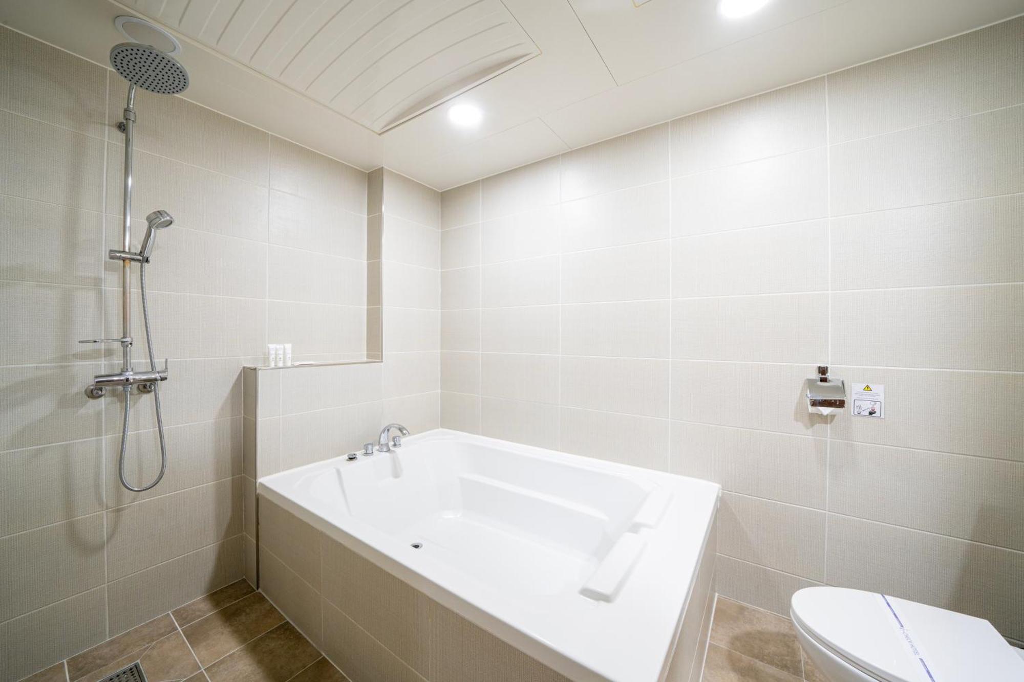 I-Check Hyunjin Hotel Donghae Dış mekan fotoğraf