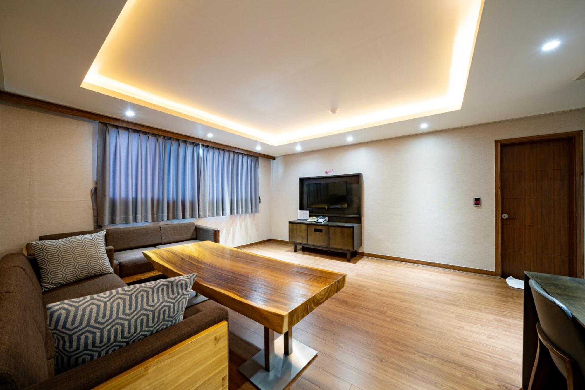 I-Check Hyunjin Hotel Donghae Dış mekan fotoğraf